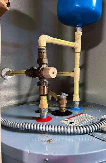 https://osborneparkhotwater.com.au/uploads/2025/06/gas-hot-water-system-35892.jpg