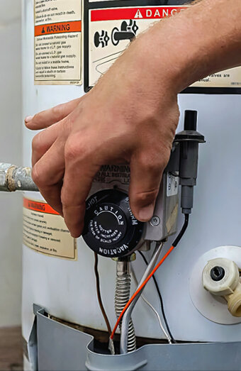 https://osborneparkhotwater.com.au/uploads/2025/06/hot-water-servicing-68760.jpg