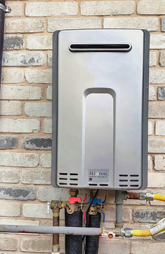 https://osborneparkhotwater.com.au/uploads/2025/06/instant-hot-water-systems-48570.jpg