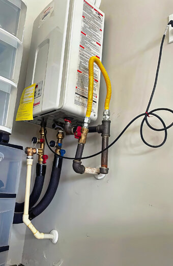 https://osborneparkhotwater.com.au/uploads/2025/06/instant-hot-water-systems-65049.jpg
